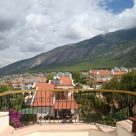Lejlighedshotel Everest 4*