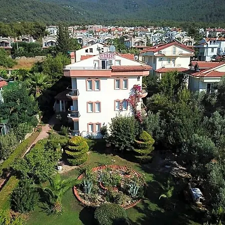 Everest Appart hôtel 4*